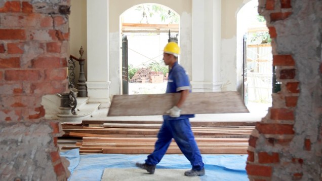 Paredes em reconstrução no Palácio Guanabara, sede do governo do Rio de Janeiro