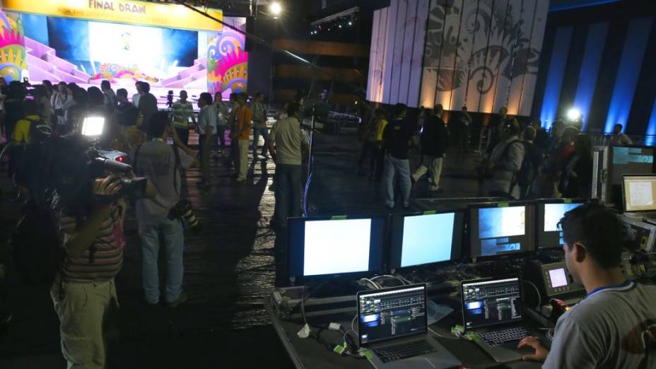 O palco do sorteio dos grupos da Copa de 2014, na Costa do Sauípe