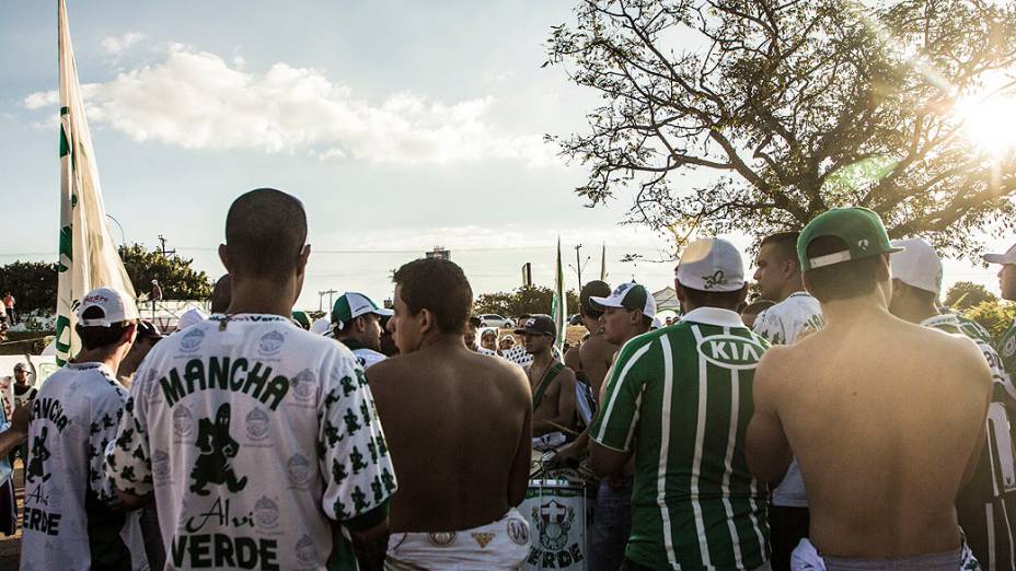 Torcedores do Palmeiras antes da partida contra Atlético-GO válida pela primeira rodada do Brasileiro Série B