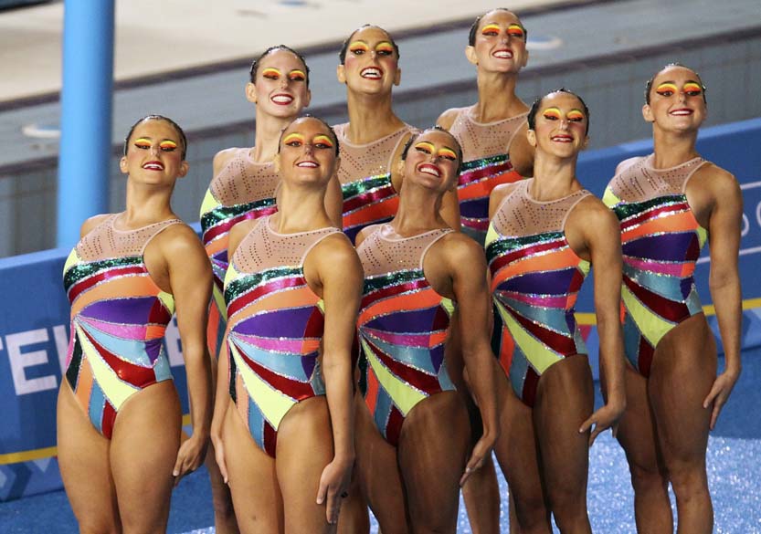 Equipe feminina brasileira de nado sincronizado em prova para qualificação geral, no quinto dia dos Jogos Pan-Americanos em Guadalajara, México, em 19/10/2011