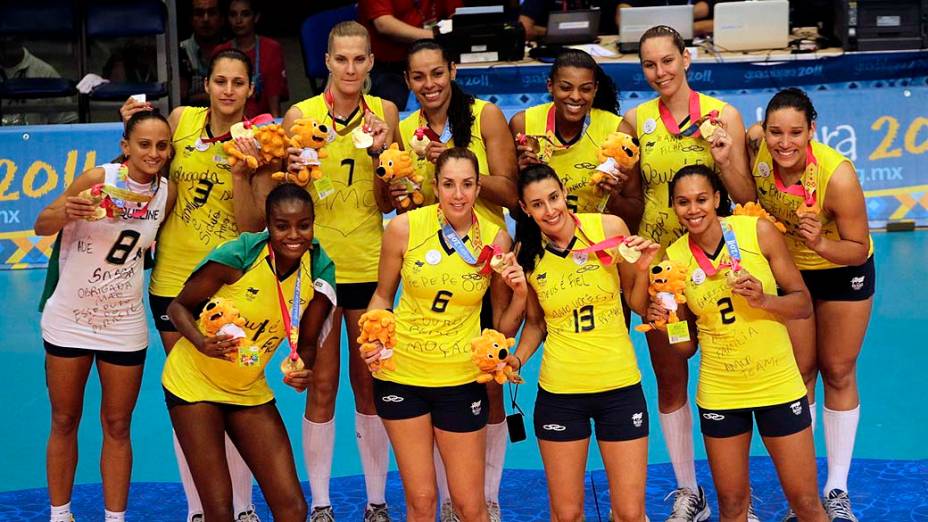 Seleção brasileira de vôlei, medalhista de ouro, no sexto dia dos Jogos Pan-Americanos em Guadalajara, México, em 20/10/2011