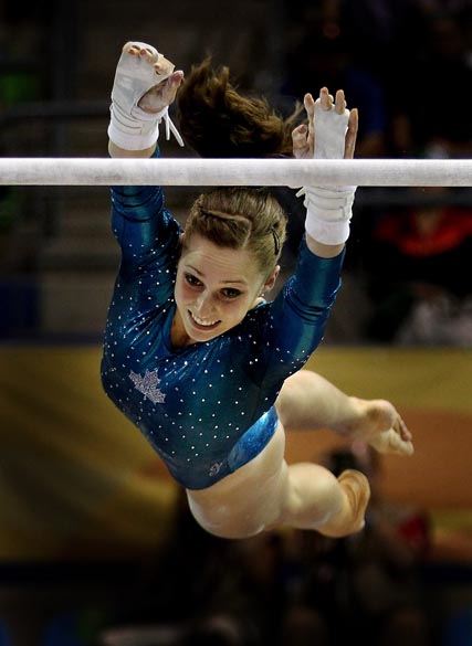 A canadense Kristina Vaculik durante prova de ginástica artística na barra fixa, no décimo dia dos Jogos Pan-Americanos em Guadalajara, México, em 24/10/2011