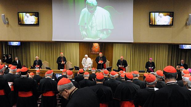 Papa Bento XVI abriu a reunião nesta sexta