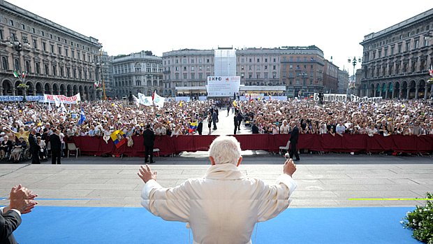 Papa Bento XVI preside 7º Encontro Mundial das Famílias em Milão