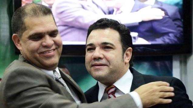 Pastor Marcos Pereira, ao lado do também pastor e deputado Marco Feliciano Pastor Marcos Pereira, ao lado do também pastor e deputado Marco Feliciano