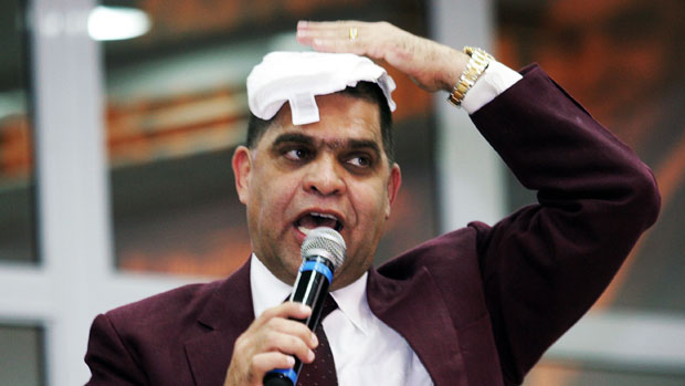 O pastor Marcos Pereira durante culto na Igreja Assembleia de Deus dos Últimos Dias O pastor Marcos Pereira durante culto na Igreja Assembleia de Deus dos Últimos Dias