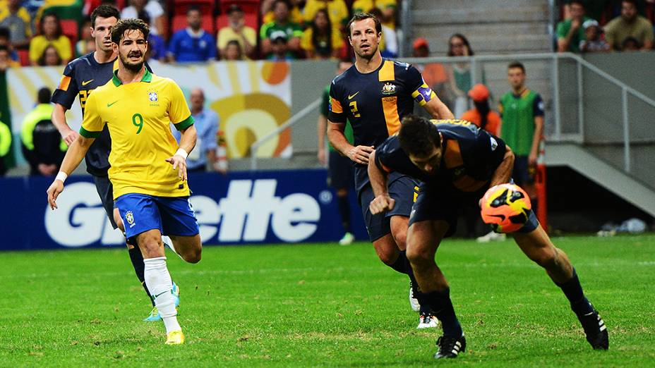 Alexandre Pato durante o amistoso entre Brasil e Austrália no estádio Mané Garrincha em Brasília