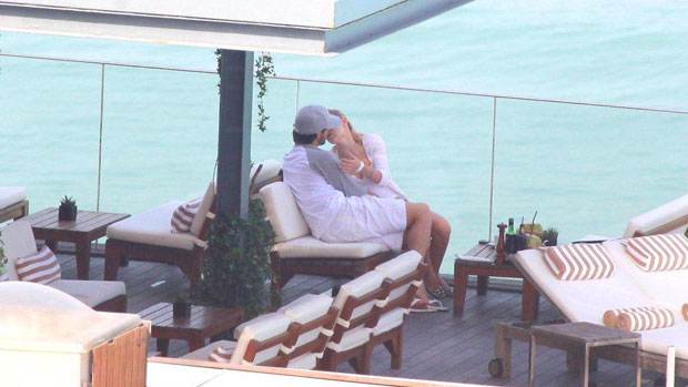 Pato e a namorada, Barbara Berlusconi no hotel Fasano, em Ipanema