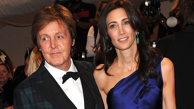 O cantor Paul McCartney e a amada Nancy Shevell