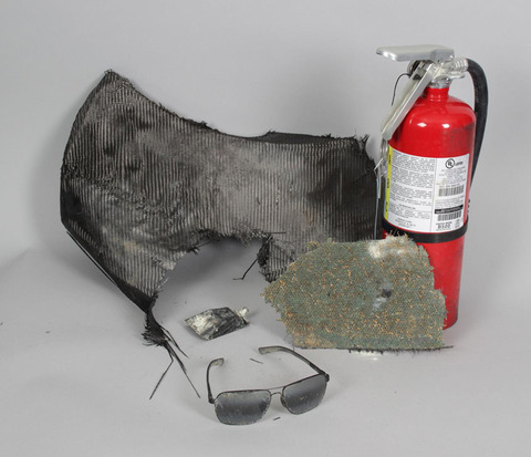 Óculos escuros usados por Paul Walker no dia do acidente são leiloados na internet