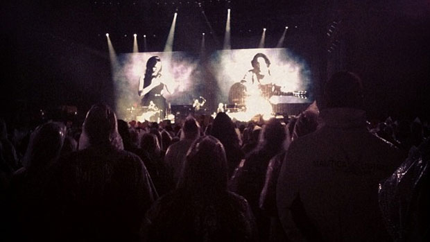 Paul McCartney canta <em>My Valentine</em>