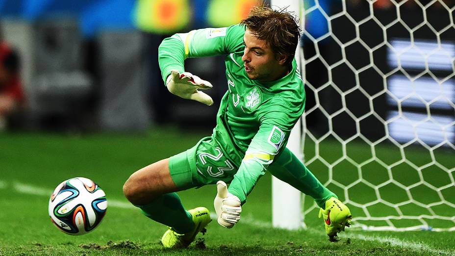 O goleiro reserva Tim Krul entrou no fim da prorrogação, defendeu dois pênaltis e levou a Holanda para as semifinais