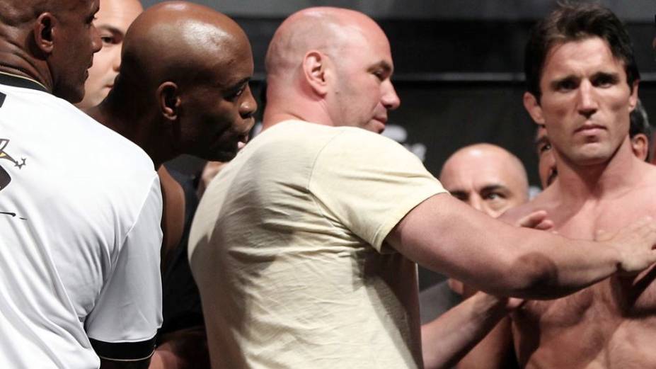 A pesagem do UFC 148, com Anderson Silva e Chael Sonnen, em Las Vegas