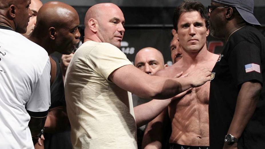 A pesagem do UFC 148, com Anderson Silva e Chael Sonnen, em Las Vegas