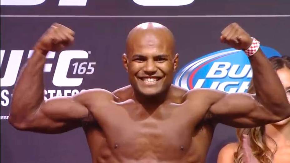 Pesagem do UFC 165, em Toronto: Wilson Reis