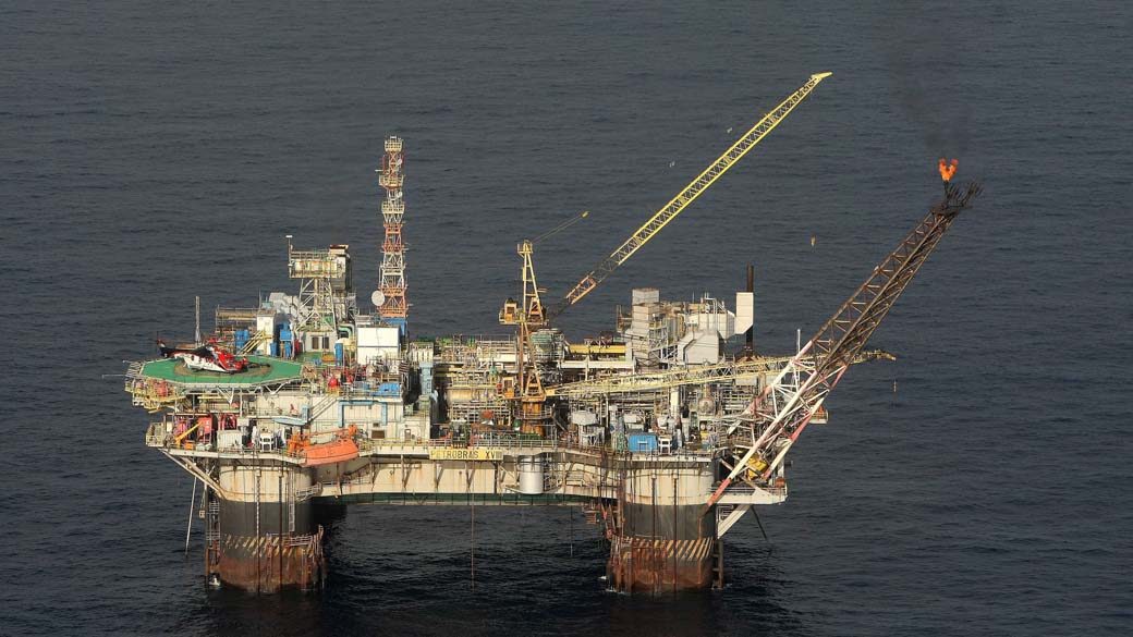 Plataforma da Petrobras na Bacia de Campos, Rio de Janeiro
