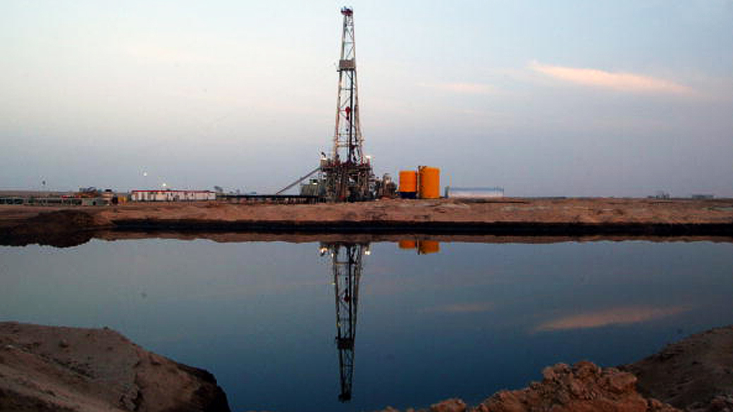 "Enorme dívida da Petrobras limitará a disponibilidade de investimento para o contínuo desenvolvimento dos campos do pré-sal", diz AIE