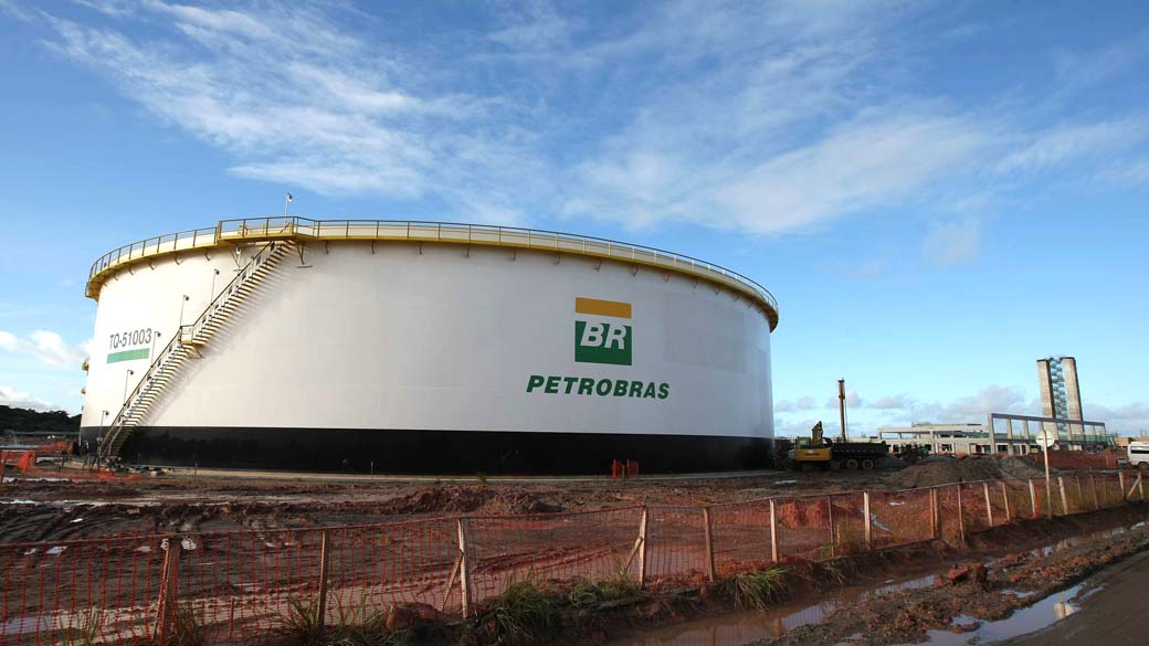 Refinaria da Petrobras no complexo do Porto de Suape, em Ipojuca, Pernambuco