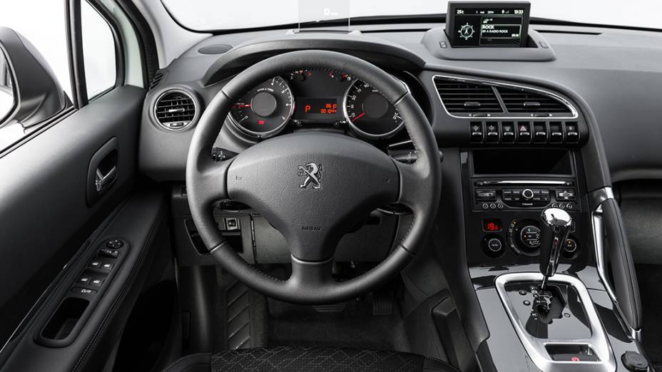 Peugeot 3008 teve a frente redesenhada