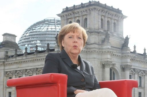 "Nos últimos dois anos e meio, a confiança tem sido desgastada", disse Merkel à rede pública ARD