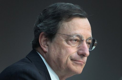 Draghi defende a intenção do BCE de reativar o programa de compra da dívida pública dos países em dificuldades