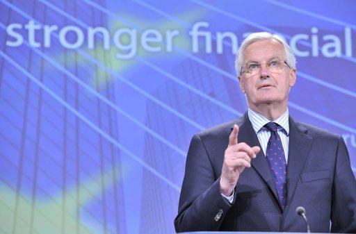 O comissário europeu de mercado interno, Michel Barnier, em coletiva de imprensa em 25 de julho de 2012 em Bruxelas