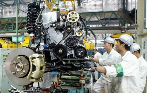 Trabalhadores na fábrica da Honda na cidade chinesa de Guangzhou