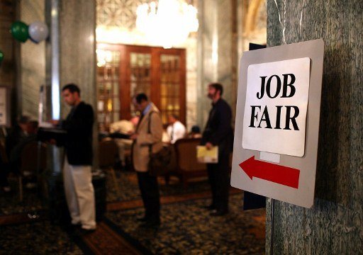 O desemprego caiu 0,3 ponto percentual em relação a agosto