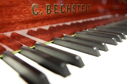 Piano Bechstein em loja de Berlim em junho de 2010