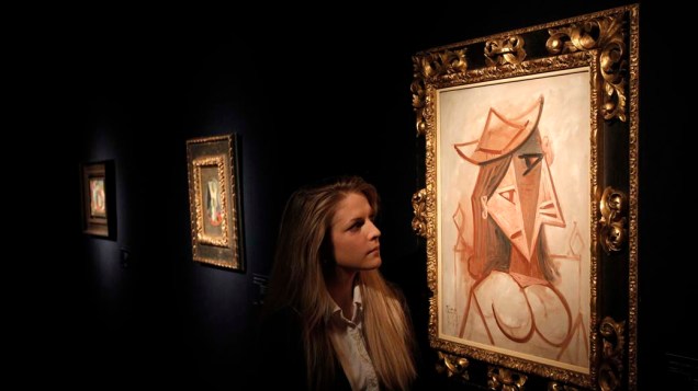 Quadro de Pablo Picasso na casa de leilões Christie’s em Londres. A obra chamada “Tete de femme au chapeau” deve ser leiloada pelo equivalente a 4,5 milhões de dólares