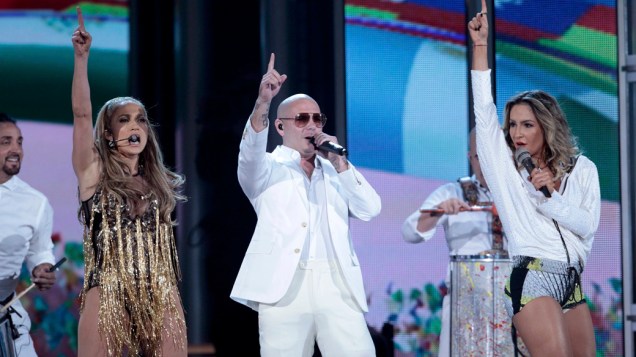 Pitbull, Claudia Leitte e Jennifer Lopez no Billboard Music Awards 2014