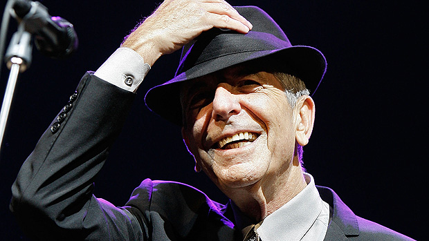 O multiartista Leonard Cohen: cantor, poeta e romancista