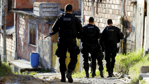 Operação da Polícia Civil, no Morro da Coruja, em São Gonçalo
