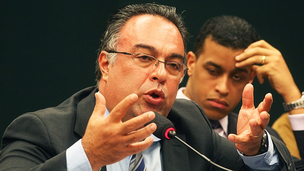 O deputado André Vargas depõe no Conselho de Ética da Câmara, em Brasília