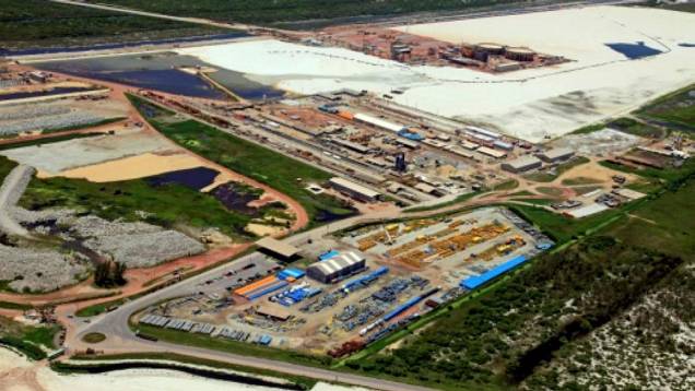 Superporto fica a 150 km da Bacia de Campos e será o responsável por 85% da produção de petróleo e gás do Brasil