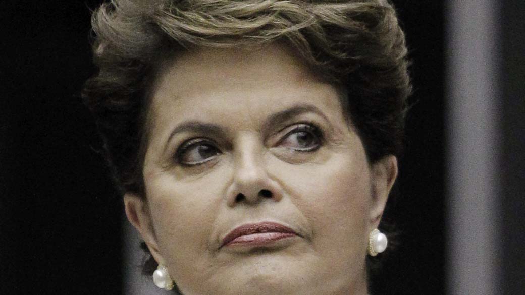 Dilma Rousseff durante a posse: em seis meses, mais escândalos e menos feitos