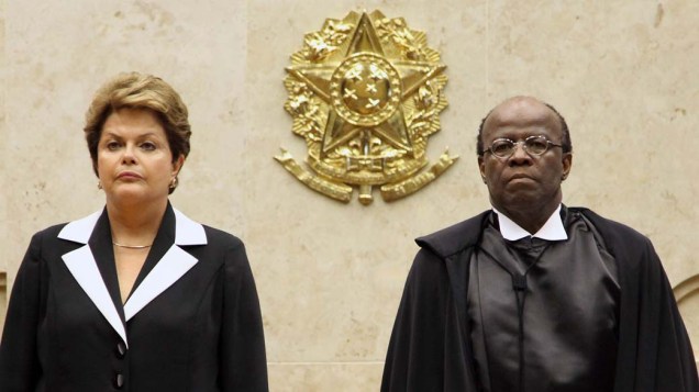 A presidente Dilma Rousseff na posse de Joaquim Barbosa no STF, em Brasília