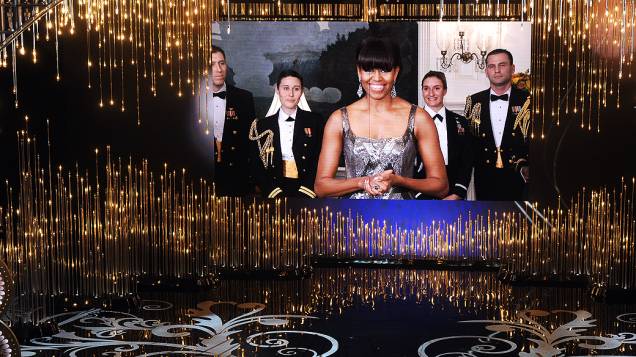 A primeira-dama dos Estados Unidos, Michelle Obama, anunciou direto da Casa Branca o vencedor da premiação de melhor filme do Oscar 2013