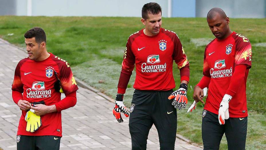 Treino dos goleiros da seleção brasileira na manhã desta terça-feira (27)