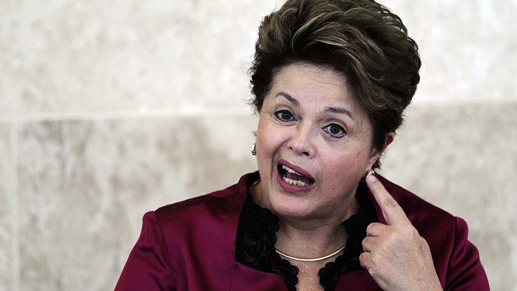 Presidente Dilma durante encontro de Desenvolvimento Social e Econômico, no Palácio do Planalto, em Brasília