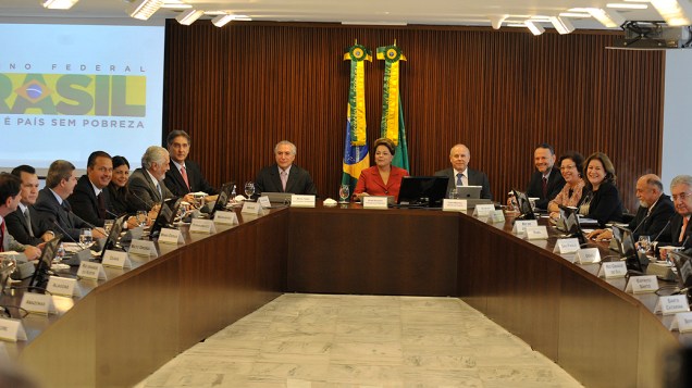 A presidente Dilma Rousseff durante reunião dos 27 governadores, nesta sexta-feira