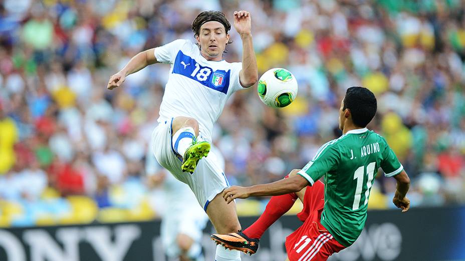 Montolivo durante partida entre Itália e México pela Copa das Confederações, no Maracanã