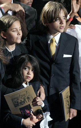 Prince, Paris e Blanket, filhos de Michael Jackson