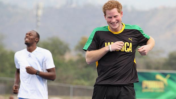 Príncipe Harry bate Usain Bolt em corrida, na Jamaica