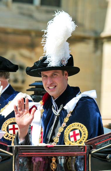 Durante procissão no castelo de Windsor, no Reino Unido, em 2012