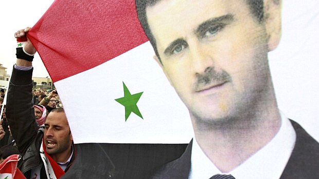 Defensores de Bashar Assad comemoram na Jordânia