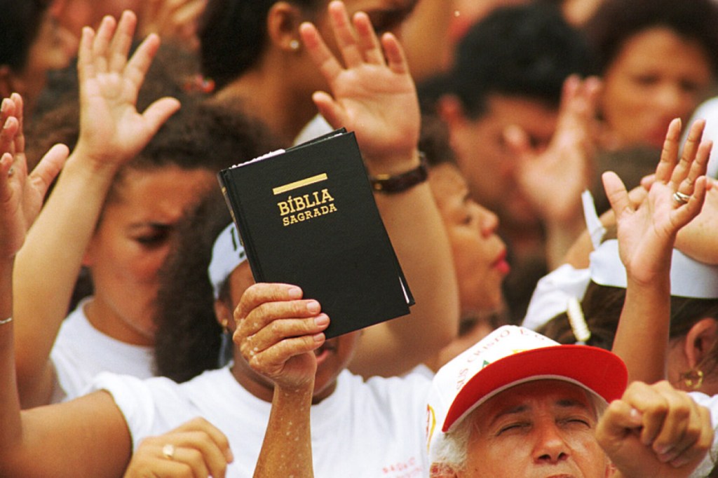 Brasil é o quarto país com mais cristãos evangélicos, aponta