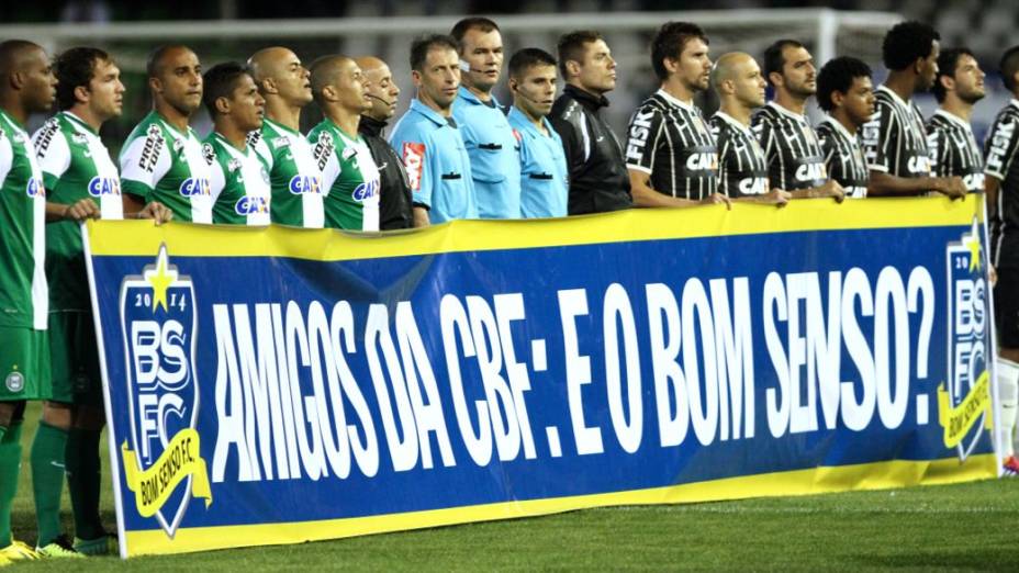 Protesto dos jogadores por mudanças no futebol brasileiro: Coritiba x Corinthians