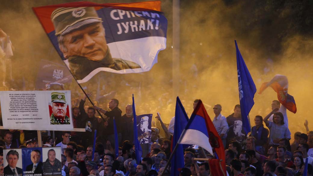 Manifestação em apoio ao ex-general Ratko Mladic em Belgrado, Sérvia