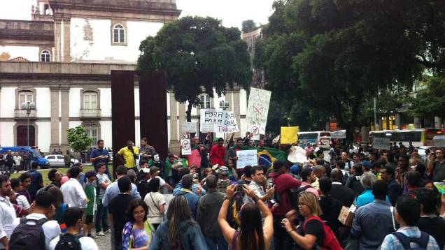 Protesto no Rio: manifestantes se concentram na Candelária para novo protesto nesta segunda (24/6)